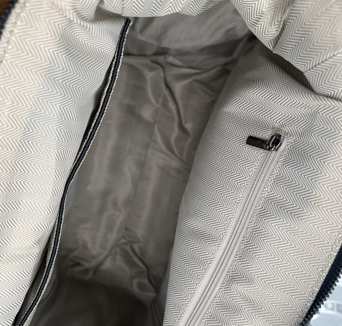 HL 41-183113 Сумка женская нейлон/экокожа (чёрный) (Черный/31*31*9/нейлон/экокожа/Hogerland)